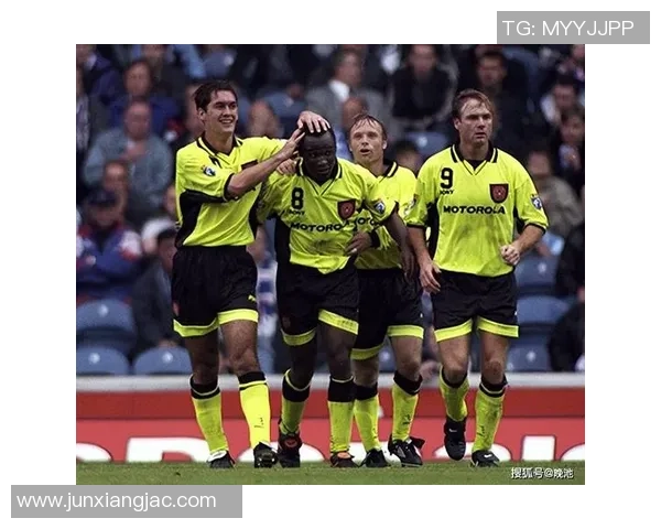 埃里法斯:从纳米比亚草原到万达26号,一段不为人知的足球传奇 埃里法斯:从纳米比亚草原到万达26号,一段不为人知的足球传奇