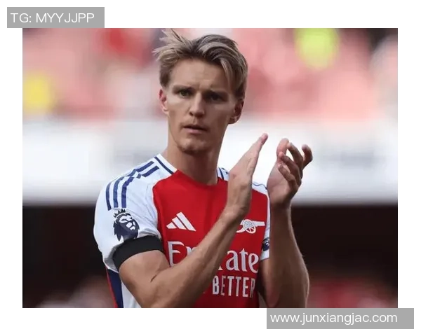 枪王荣耀,点燃酋长:厄德高神助攻,苏神绝杀,阿森纳2-0奏响胜利凯歌! 枪王荣耀,点燃酋长:厄德高神助攻,苏神绝杀,阿森纳2-0奏响胜利凯歌!